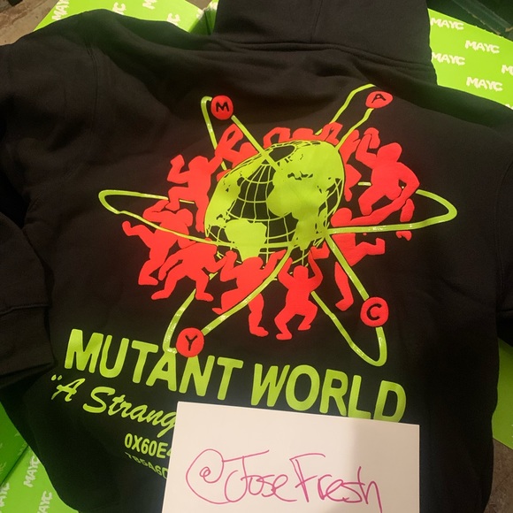 MAYC Mutant Ape Yacht Club MUTANT WORLD HOODIE (RARE) - Picture 2 of 6